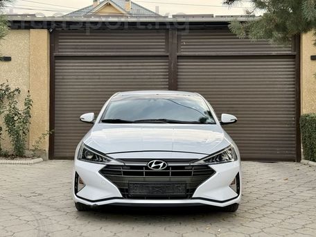 Hyundai Avante, 2018 — 照片 2