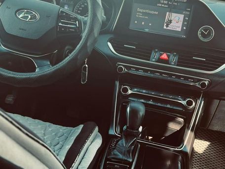 Hyundai Grandeur, 2017 — фото 1