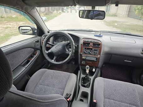 Toyota Avensis, 1998 — photo 4