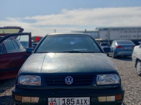 Volkswagen Vento, 1995 — фото 3