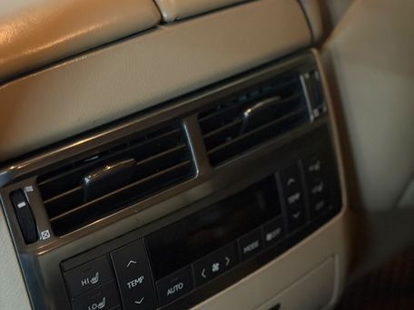Lexus LX, 2009 — photo 13