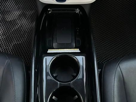 Toyota Prius, 2017 — фото 6