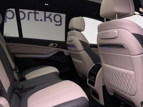 BMW X7, 2023 — сүрөт 10