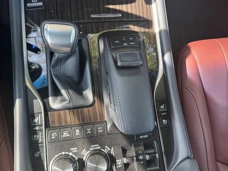 Lexus LX, 2018 — фото 11