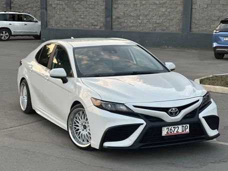 Toyota Camry, 2020 — фото 1
