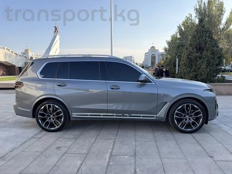 BMW X7, 2023 — photo 5