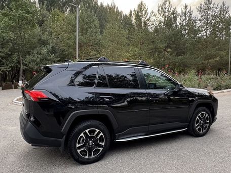 Toyota RAV4, 2020 — сүрөт 3