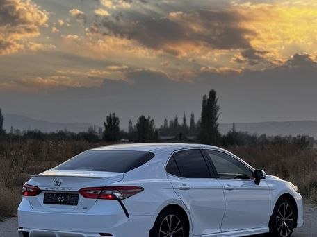 Toyota Camry, 2017 — сүрөт 5