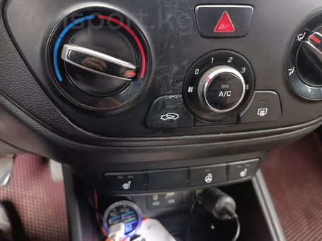 Hyundai Accent, 2017 — photo 10