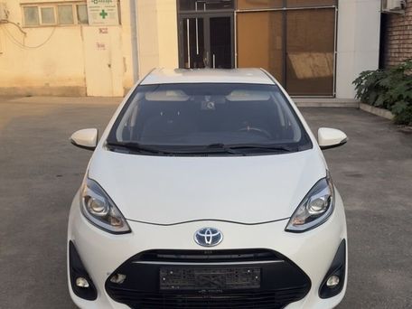 Toyota Prius c, 2019 — фото 3