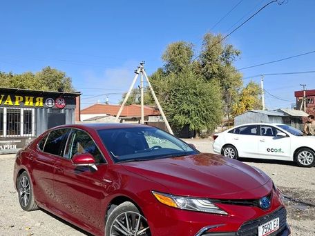 Toyota Camry, 2021 — сүрөт 1