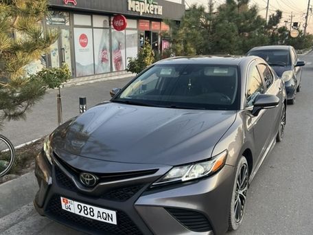 Toyota Camry, 2019 — 照片 2