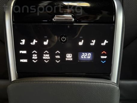 Toyota Camry, 2018 — сүрөт 12