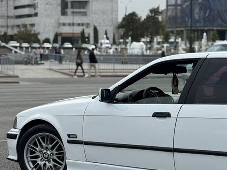 BMW 3 серии, 1993 — фото 8