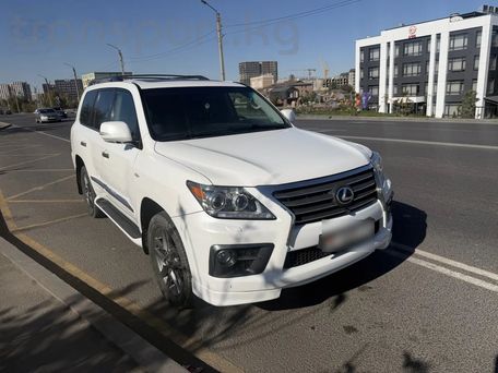 Lexus LX, 2010 — photo 4