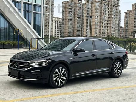 Volkswagen Passat, 2024 — 照片 1