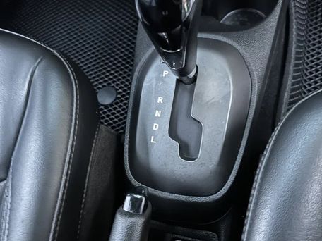 Chevrolet Spark, 2018 — 照片 7