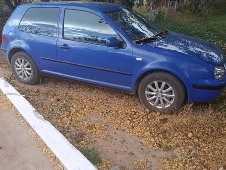 Volkswagen Golf GTI, 2000 — 照片 2