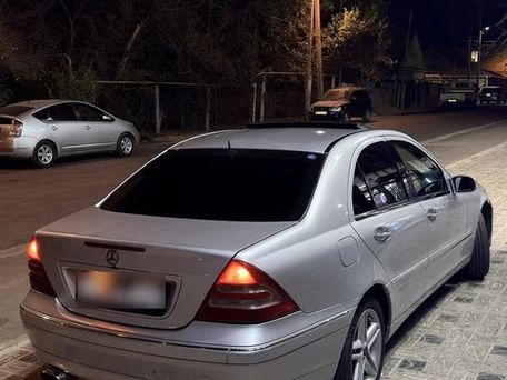 Mercedes-Benz C-Класс, 2003 — сүрөт 4