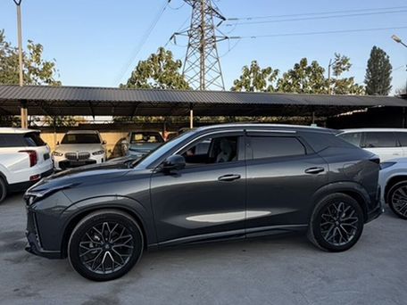 Changan UNI-Z, 2025 — 照片 7