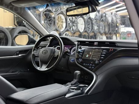 Toyota Camry, 2020 — 照片 8