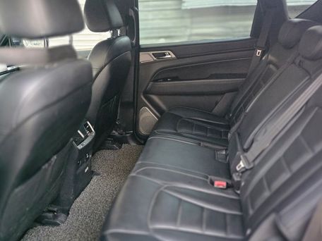 SsangYong Rexton, 2017 — photo 8
