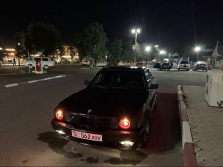 BMW 5 серии, 1991 — 照片 1