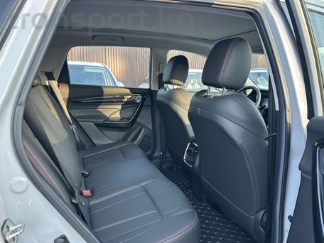 Dongfeng AX7, 2022 — photo 8