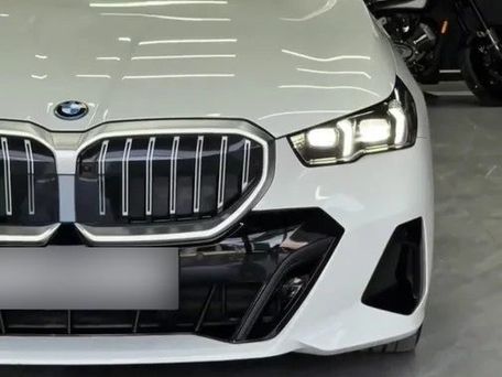 BMW 5 серии, 2016