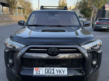 Toyota 4Runner, 2020 — photo 3
