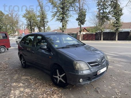 Nissan Almera Tino, 2003 — 照片 1