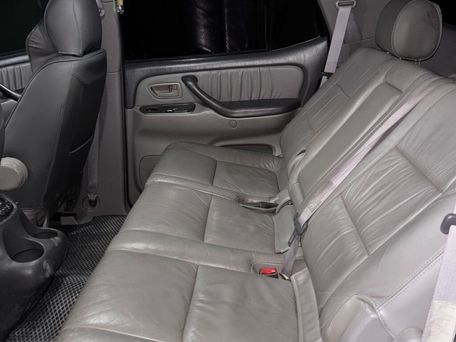 Toyota Sequoia, 2004 — 照片 10