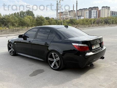 BMW 5 Series, 2008 — photo 2