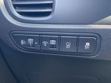 Kia Rio, 2018 — 照片 11