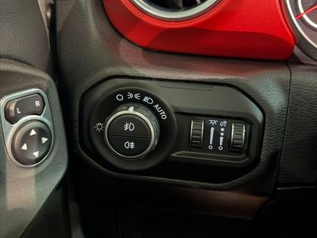 Jeep Wrangler, 2020 — фото 16