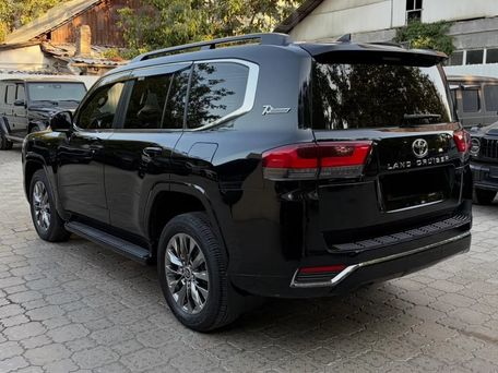 Toyota Land Cruiser, 2025 — photo 2