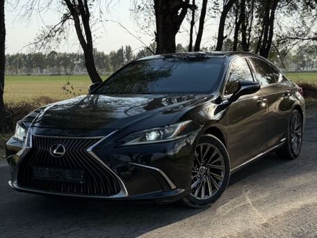 Lexus ES, 2019 — 照片 2