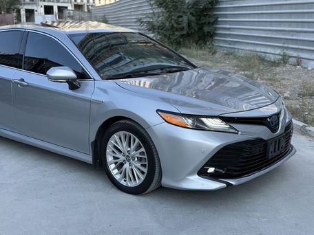 Toyota Camry, 2020 — 照片 7