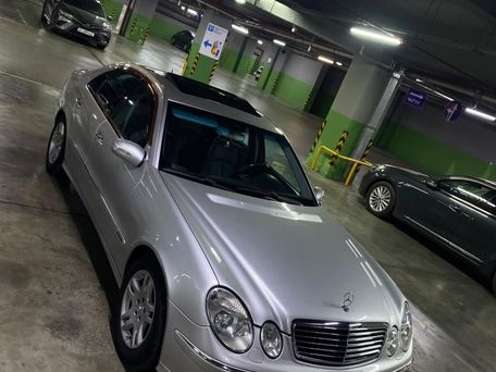 Mercedes-Benz E-Класс, 2003 — фото 2
