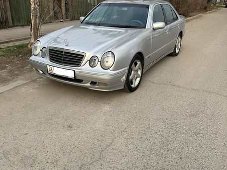 Mercedes-Benz E-Class, 2000 — сүрөт 1