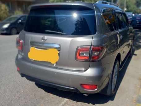 Nissan Patrol, 2010 — photo 2