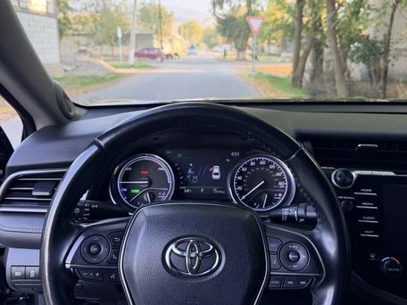 Toyota Camry, 2020 — 照片 4