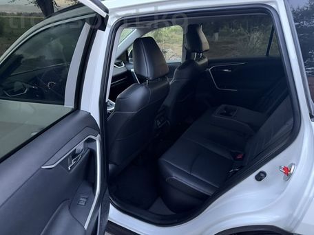 Toyota RAV4, 2022 — сүрөт 18