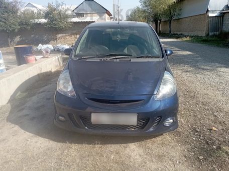 Honda Fit, 2003 — photo 1