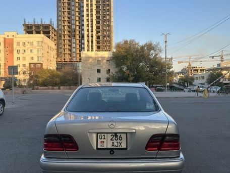 Mercedes-Benz E-Class, 1996 — photo 4