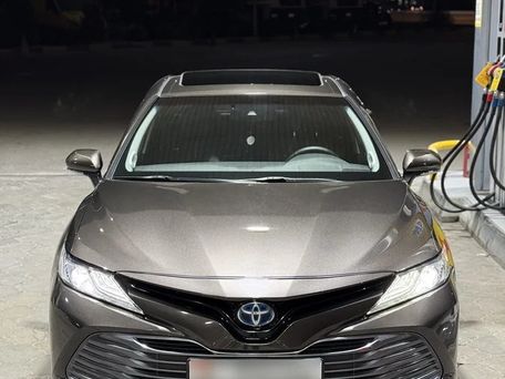 Toyota Camry, 2018 — 照片 3