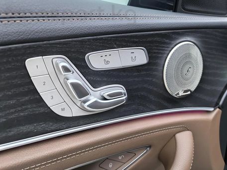 Mercedes-Benz E-Класс, 2023 — сүрөт 10