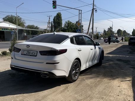 Kia Optima, 2018 — photo 5