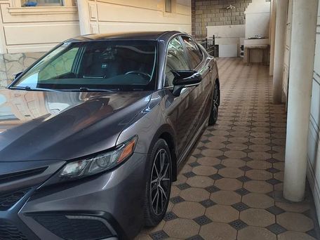 Toyota Camry, 2022 — сүрөт 2