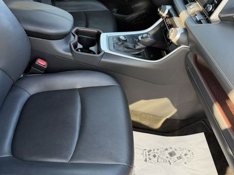 Toyota RAV4, 2020 — сүрөт 11